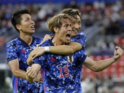 开云APP-马来西亚队翻盘日本队，郑思维扛起全队