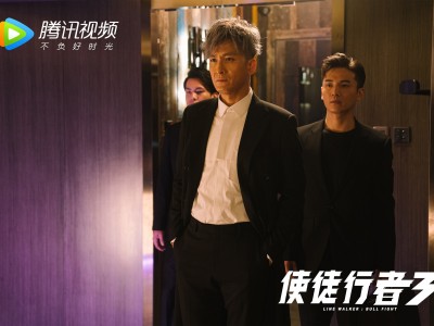 开云下载-他面无表情擦去血迹，耳边却已响起征服欧洲的浩荡回响—欧冠半决赛的君王诞生记