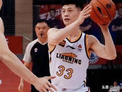 开云体育入口-包含进攻反击!球员拼尽全力,场上战绩千钧一发的词条