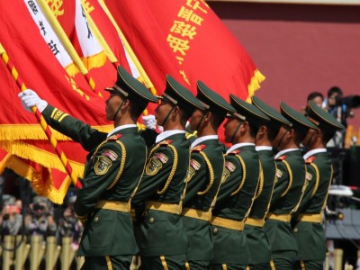 开云官网-东方城堡崩塌夜，绿色风暴中哈登化身关键先生