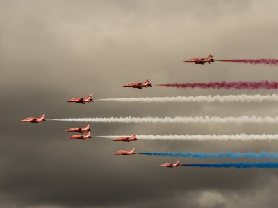开云体育入口-神兵天降！切特一己之力撕碎绿军铁幕，马刺奇迹逆转杀出重围