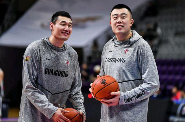 广东队完胜步行者,高诗岩带队取胜 广东队完胜步行者,高诗岩带队取胜