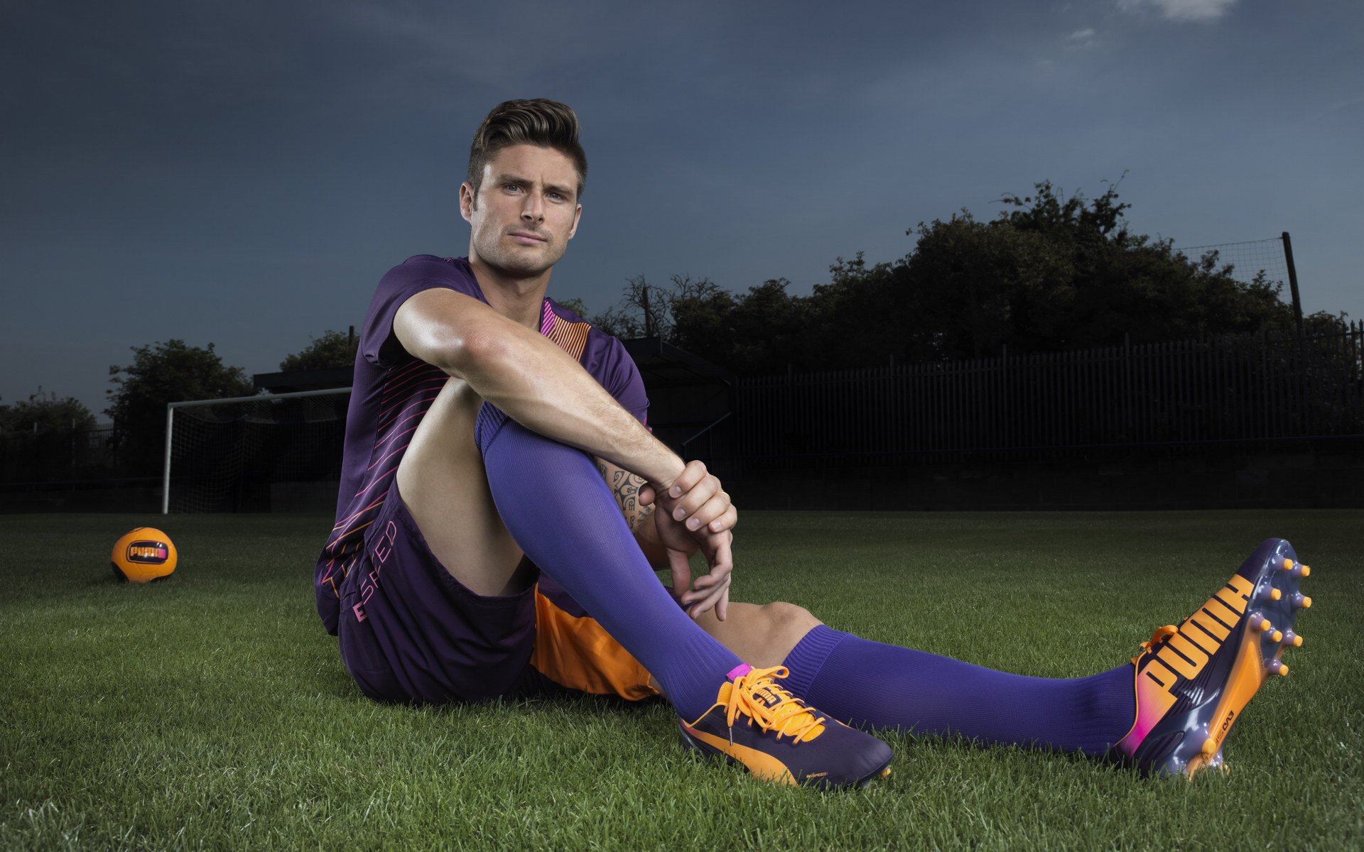 跨洋对决，杰伦格林单骑破铁阵，广厦锁死76人显东方智慧