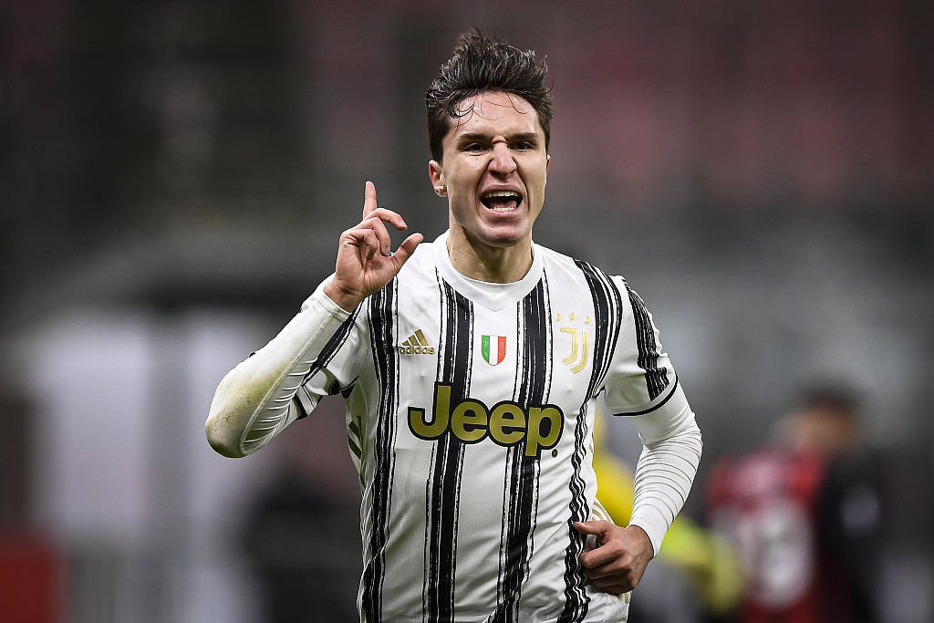 波兰硬仗取胜瑞典，基耶萨全场最佳无争议