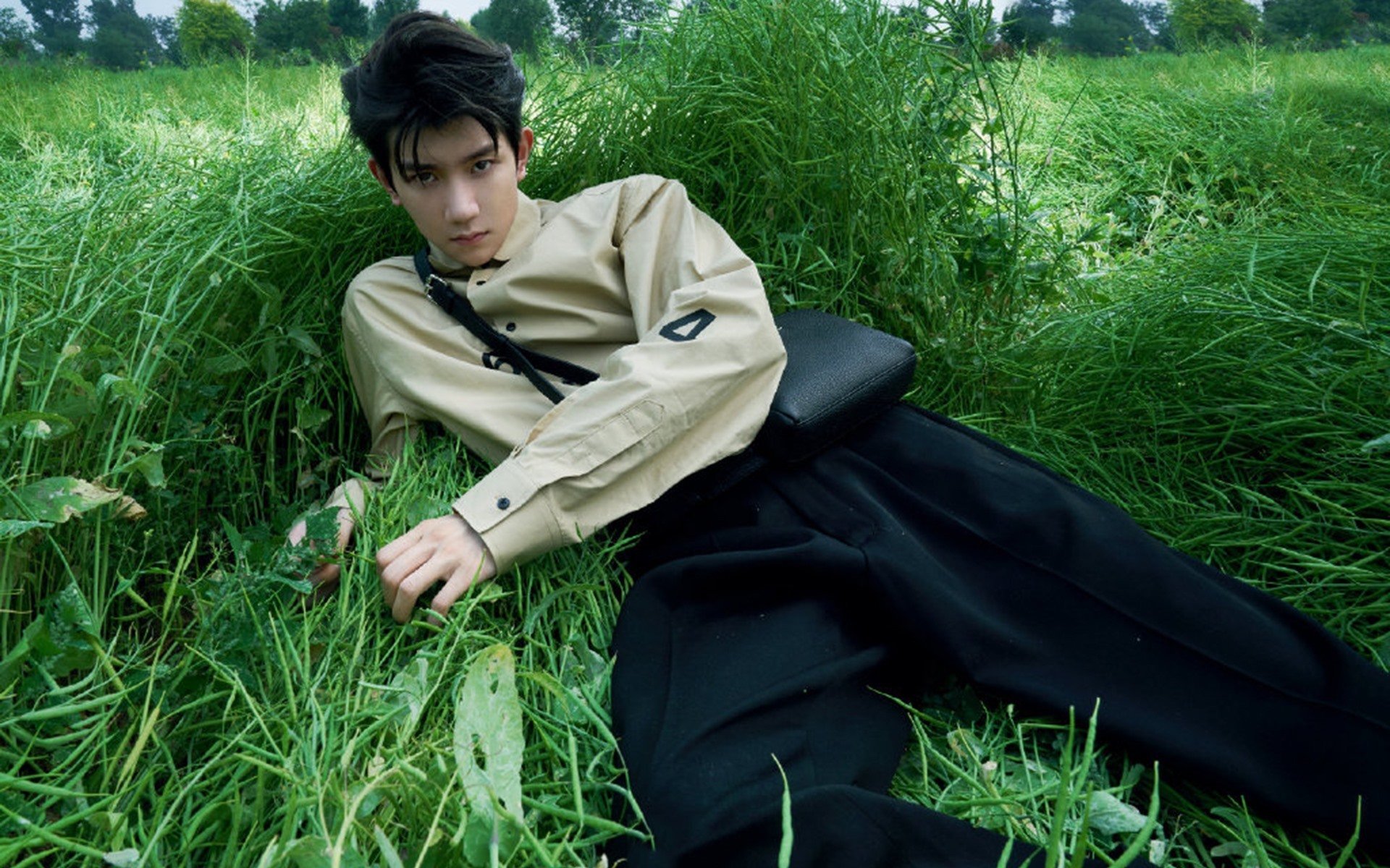 北欧寒刀与非洲高墙，足球全球化下的双重奏