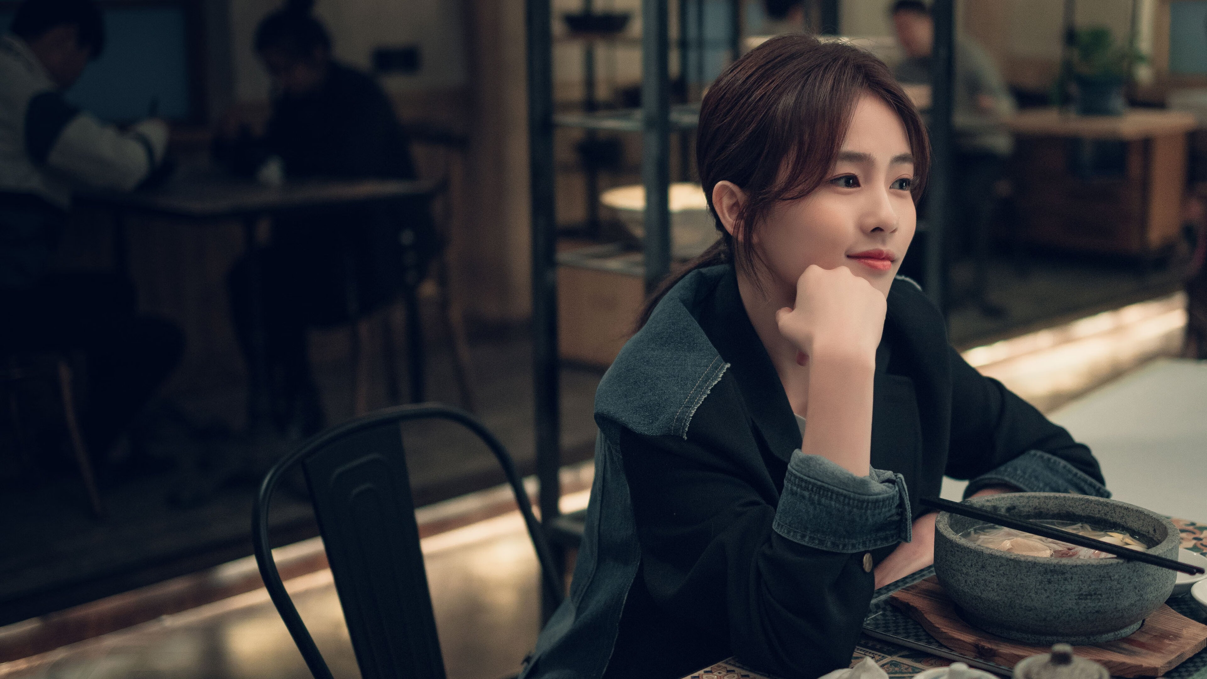 阿圭罗末节魔力绽放，葡萄牙惊险逆转突尼斯